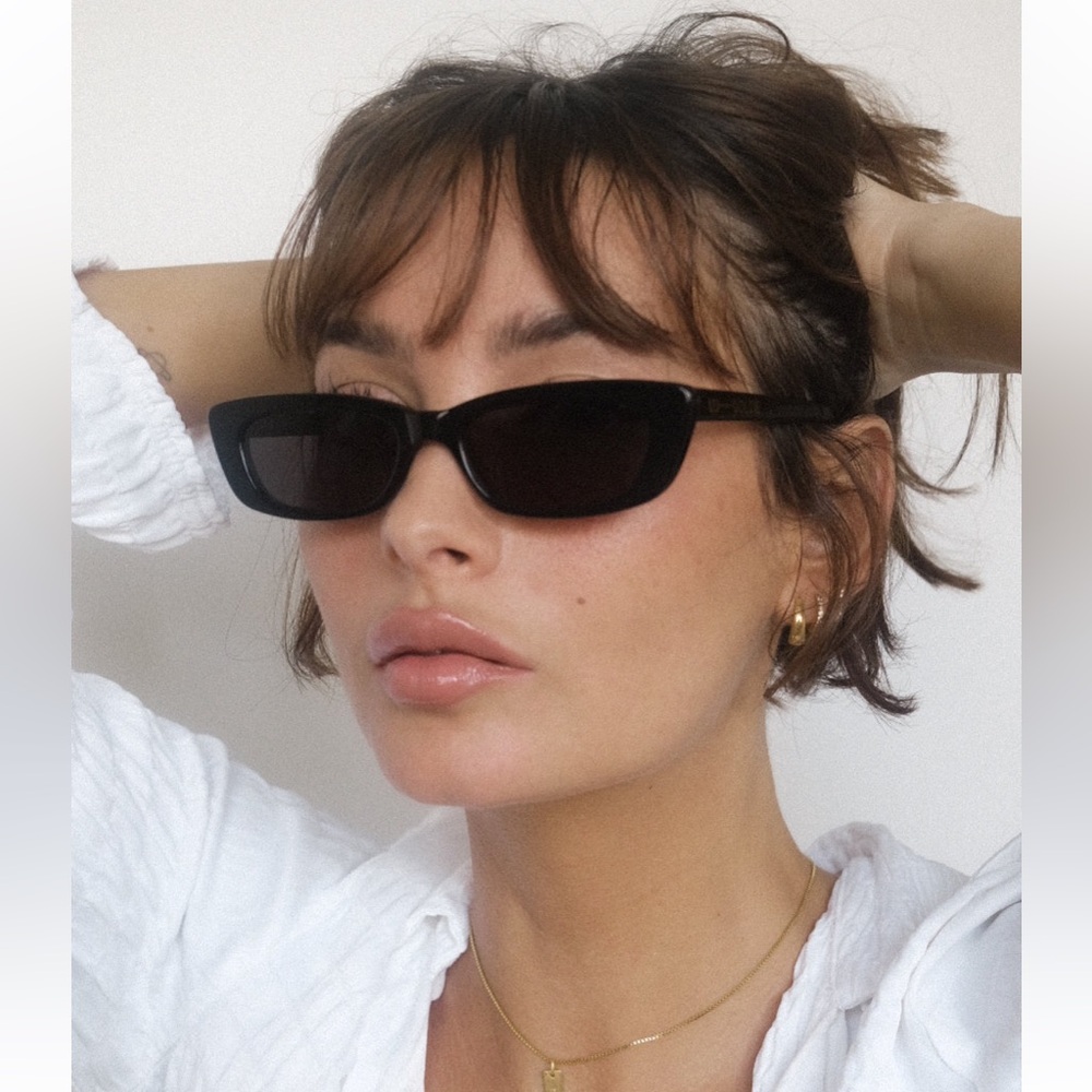 Lu Goldie x Taylor LaShae TL04 in black